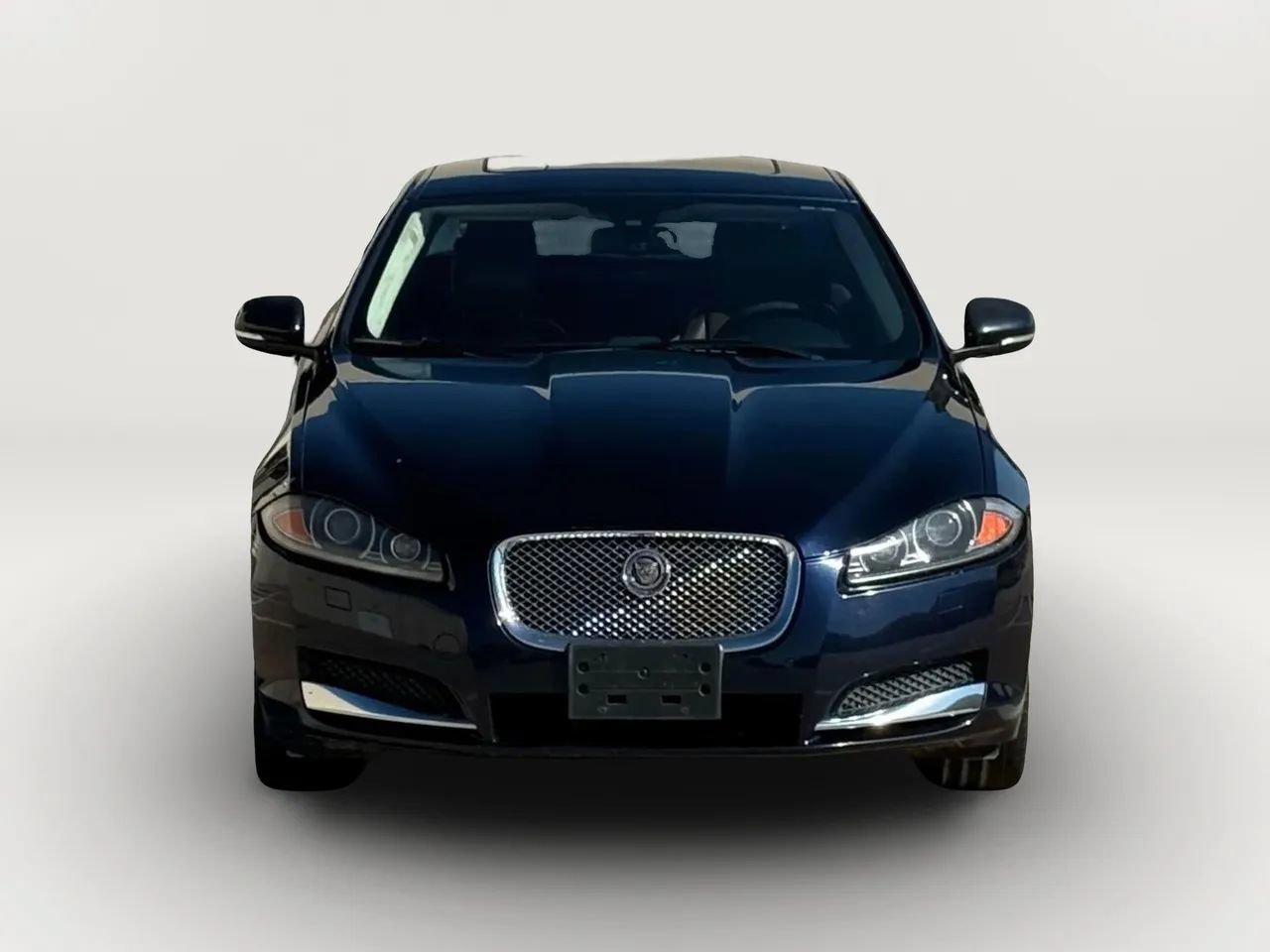 Used 2015 Jaguar XF Portfolio AWD/4WD image 2