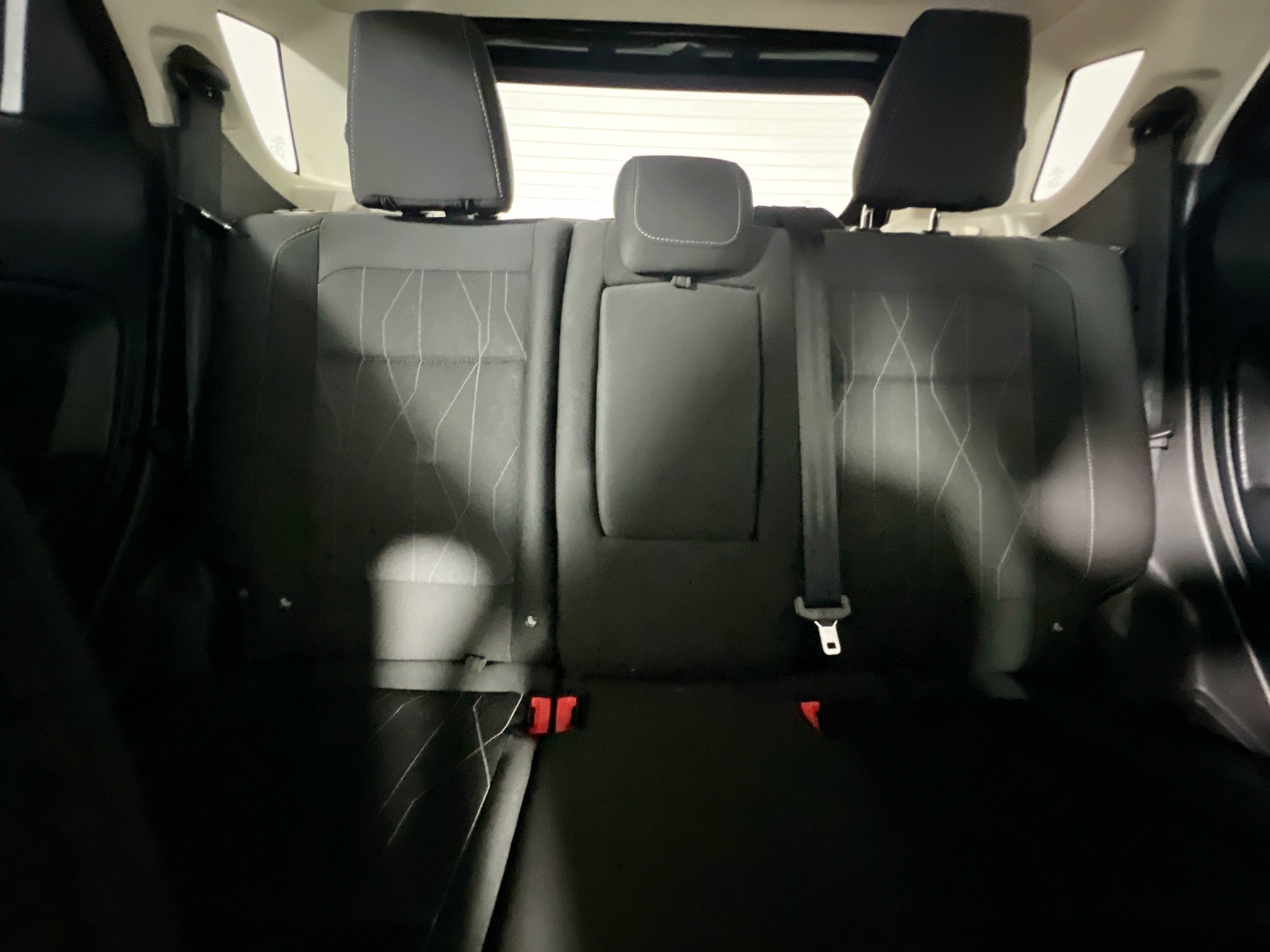 Used 2020 Ford EcoSport SE w/ SE Convenience Package image 33