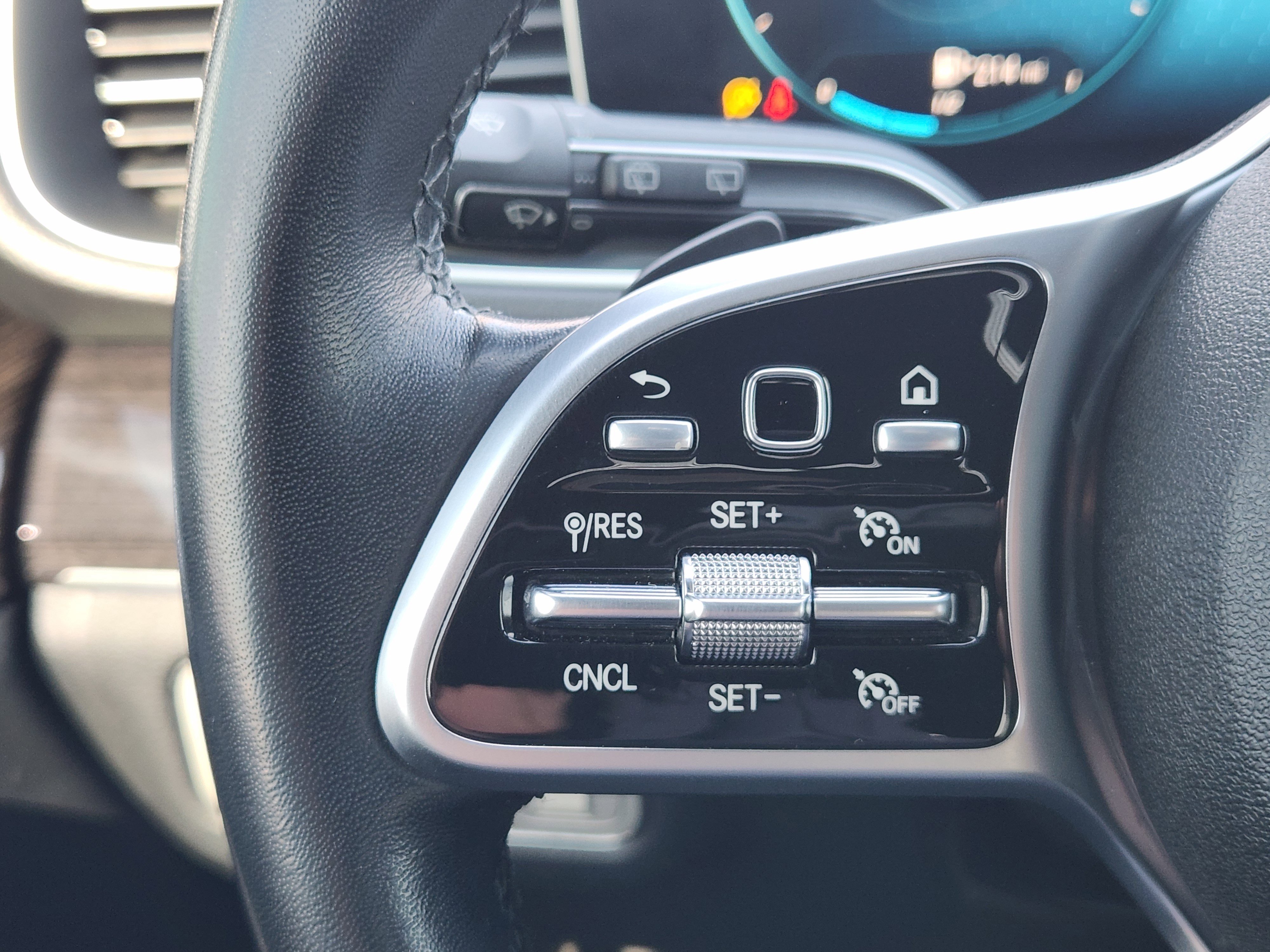 Used 2022 Mercedes-Benz GLE 350 image 29