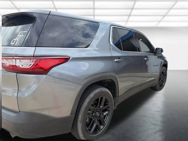 Used 2019 Chevrolet Traverse LS FWD image 4