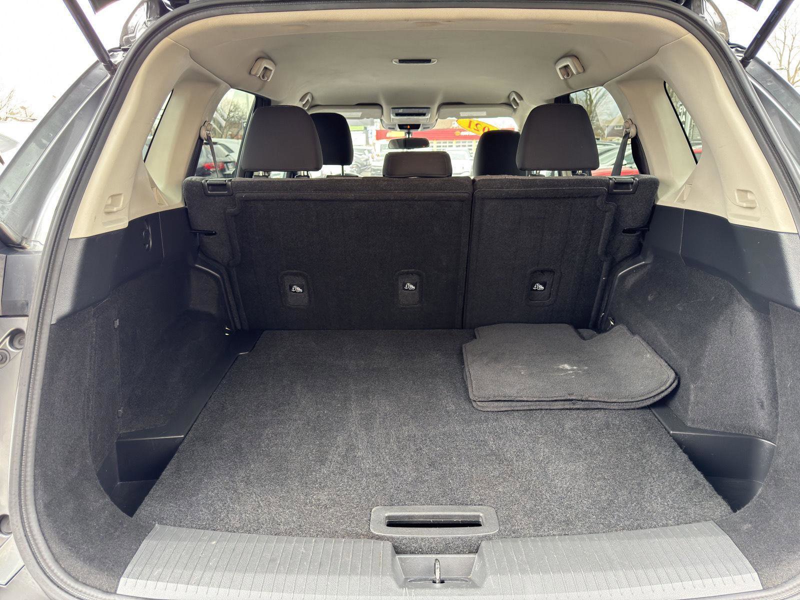 Used 2021 Nissan Rogue SV AWD/4WD image 38