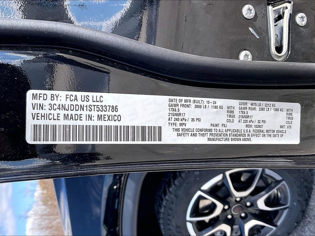 Used 2025 Jeep Compass Trailhawk image 31