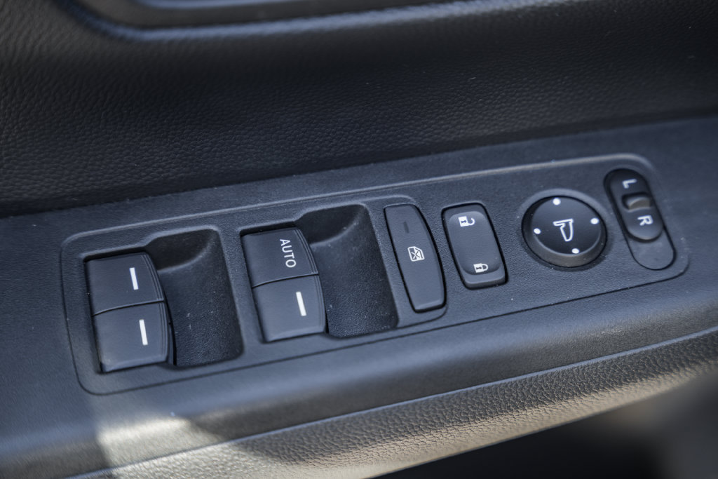 Used 2023 Honda CR-V LX image 28