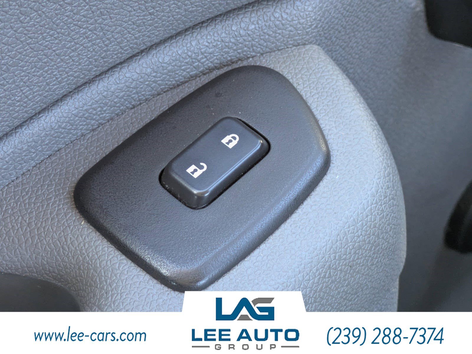 Used 2011 Chevrolet Silverado 2500 W/T RWD image 17