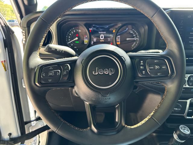 Used 2024 Jeep Wrangler Unlimited w/ Convenience Group AWD/4WD image 26