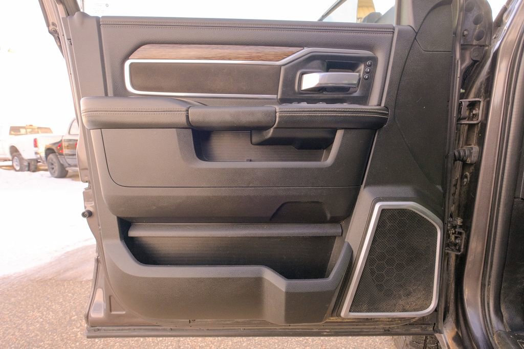 Used 2021 RAM 2500 Laramie image 24