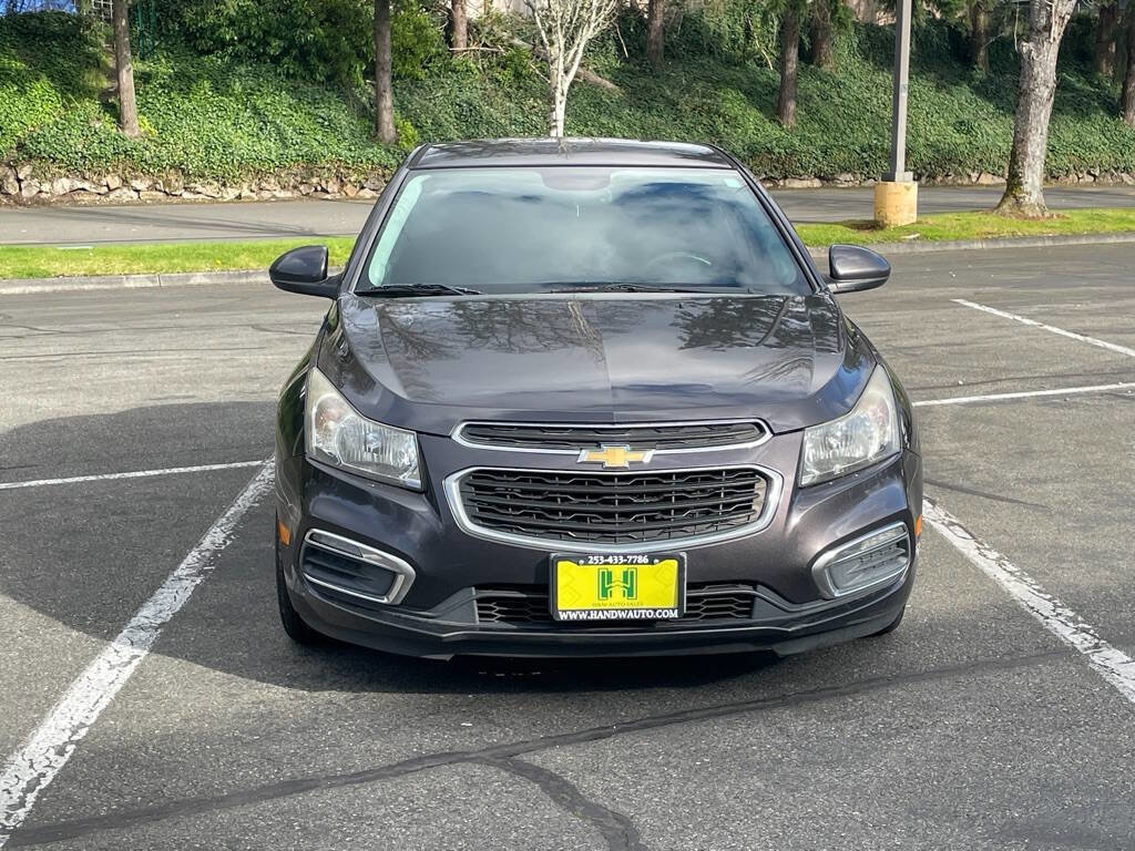 Used 2016 Chevrolet Cruze LT image 8