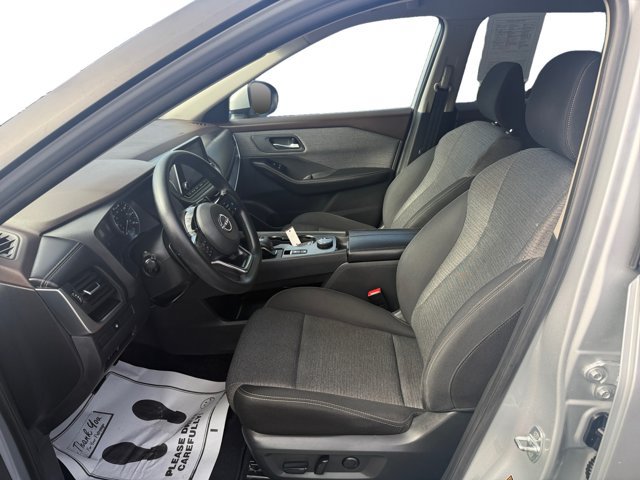 Used 2023 Nissan Rogue SV AWD/4WD image 10