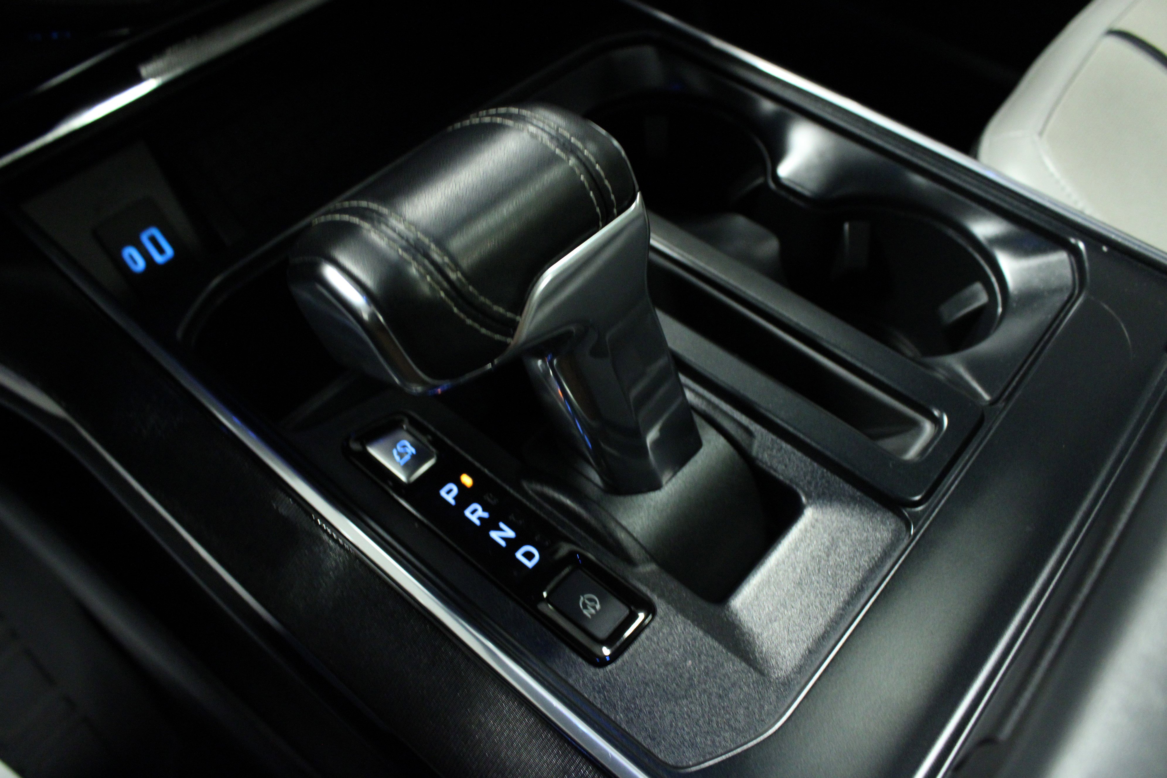 Used 2023 Ford F150 Lightning Platinum image 24