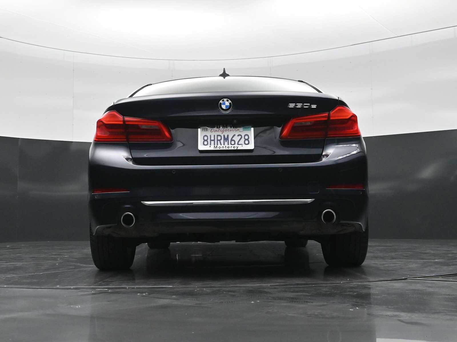 Used 2019 BMW 530e w/ Luxury Package RWD image 30