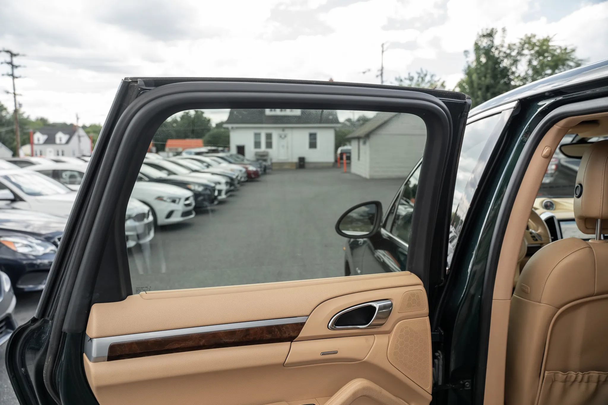 Used 2014 Porsche Cayenne Diesel AWD/4WD image 11