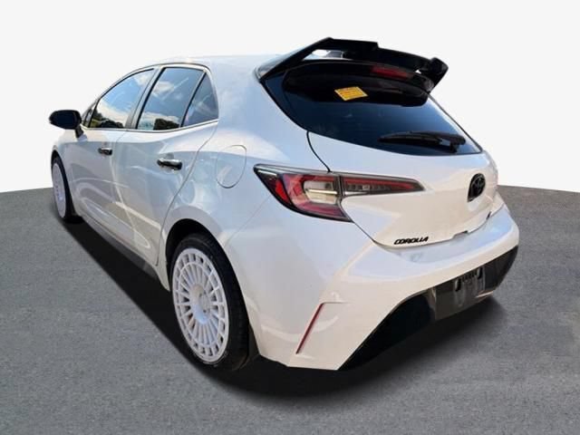 Used 2022 Toyota Corolla SE FWD image 2