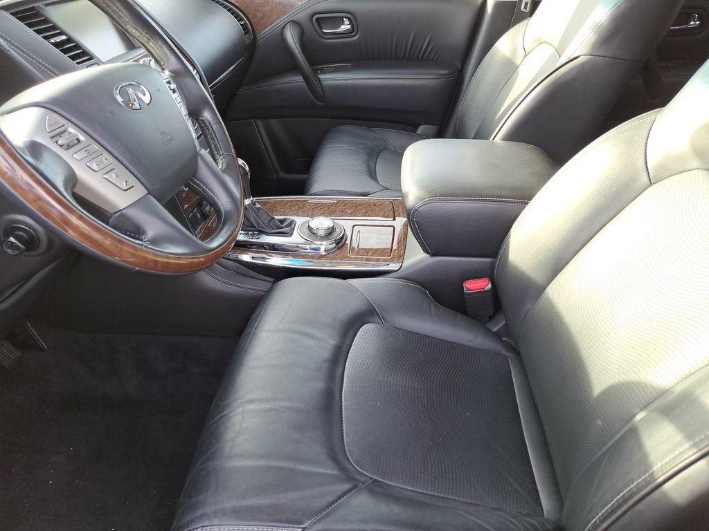 Used 2017 INFINITI QX80 4WD w/ Driver Assistance Package image 23