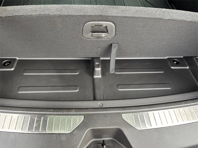 Used 2023 Chevrolet Suburban High Country w/ Premium Package 2 image 32