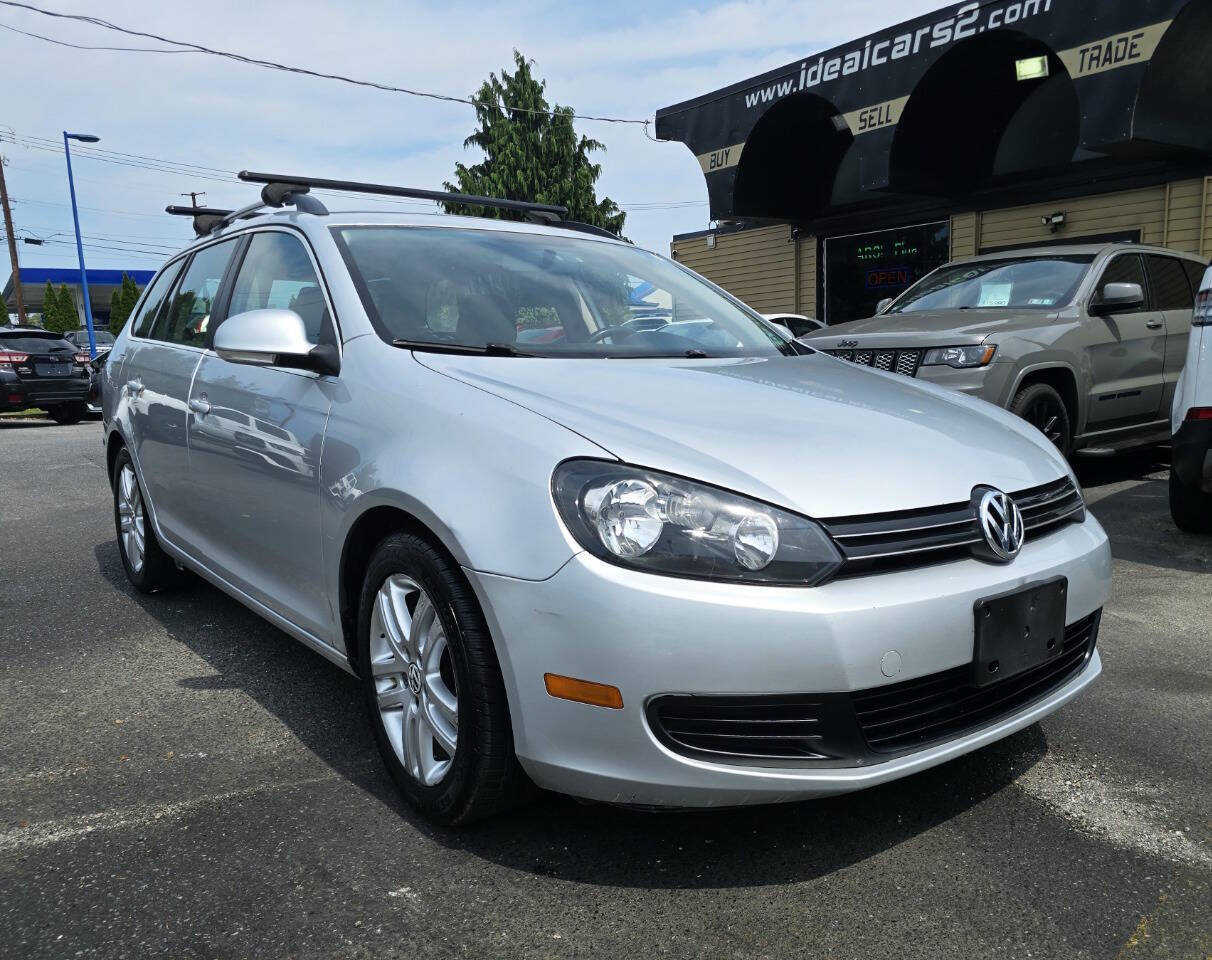 Used 2011 Volkswagen Jetta TDI FWD image 1
