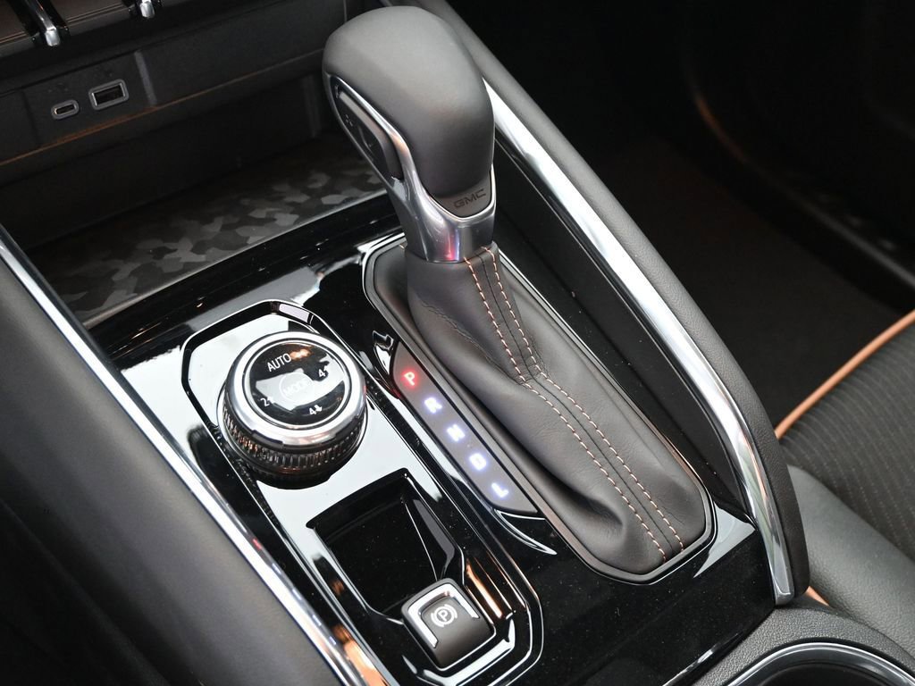 New 2025 GMC Canyon AT4 image 21