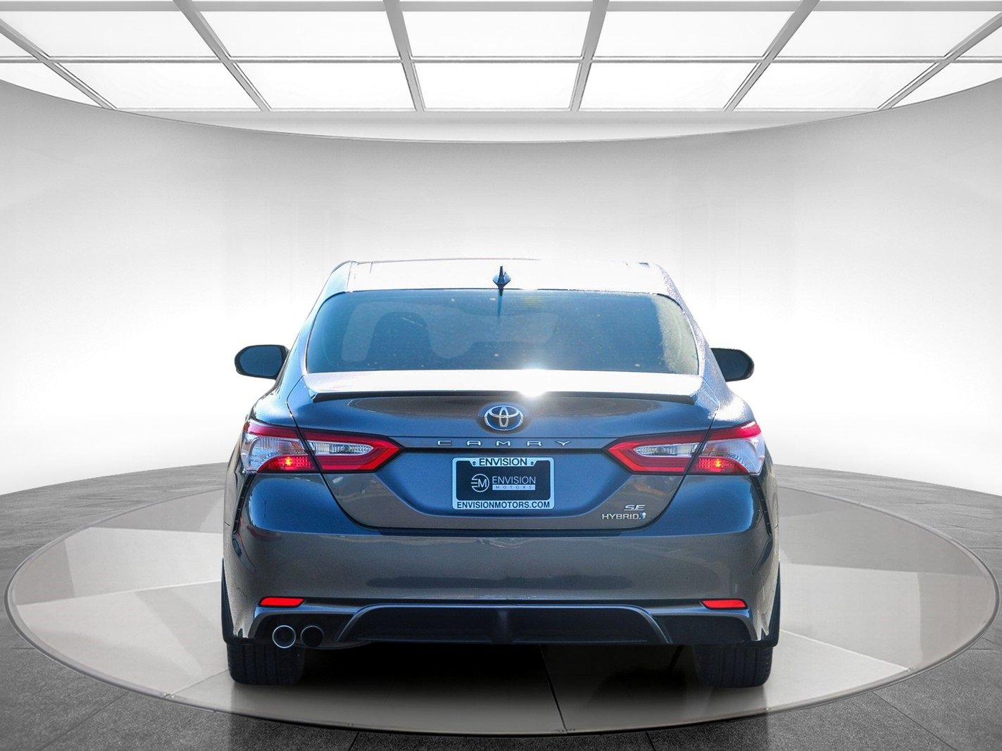 Used 2020 Toyota Camry SE image 3