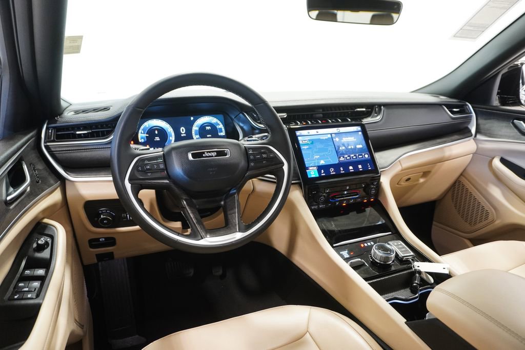 Certified 2025 Jeep Grand Cherokee L Limited image 14