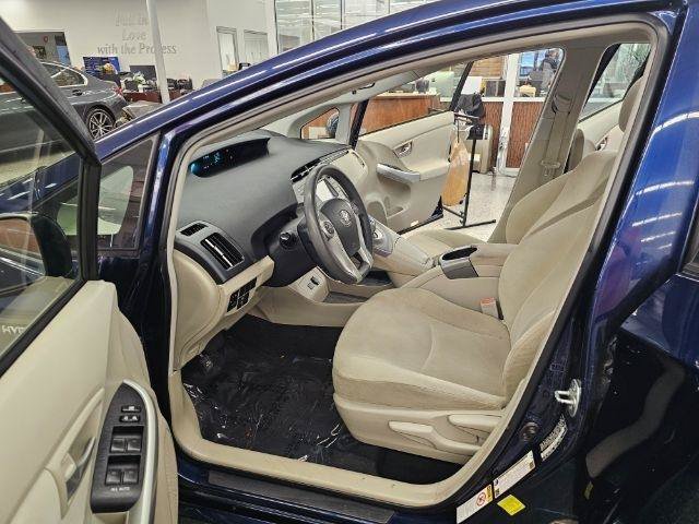 Used 2014 Toyota Prius Three FWD image 29