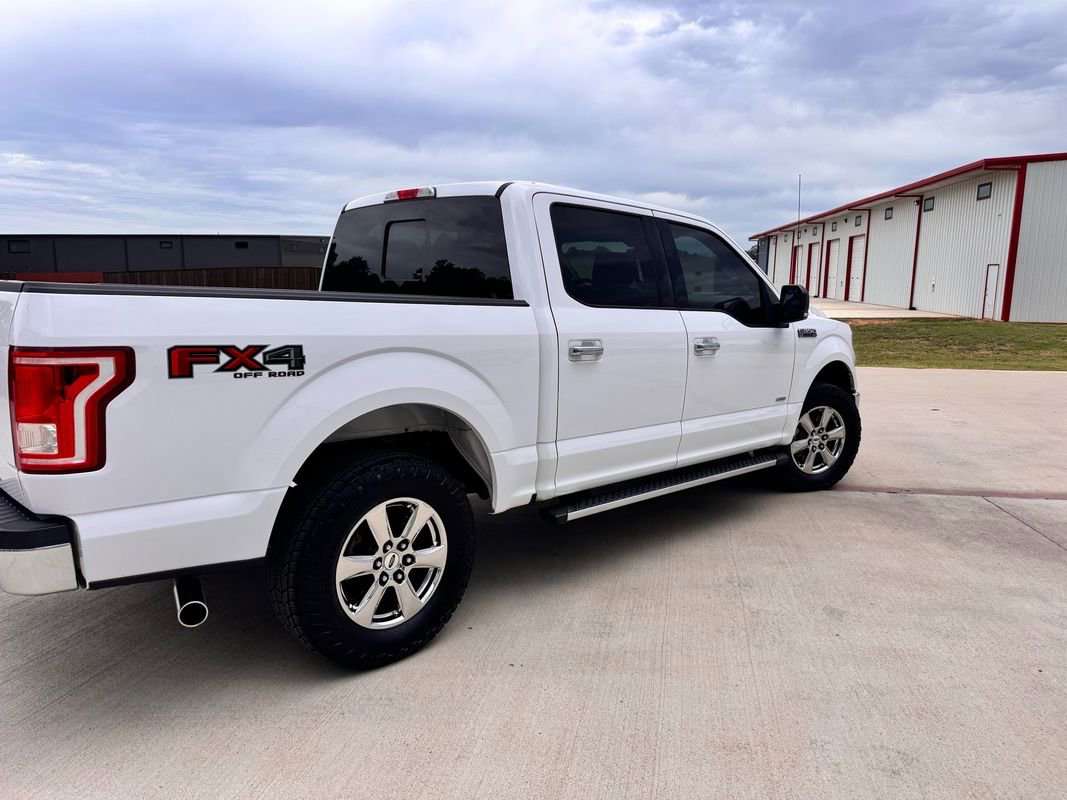Used 2017 Ford F150 XLT w/ Equipment Group 302A Luxury AWD/4WD image 4