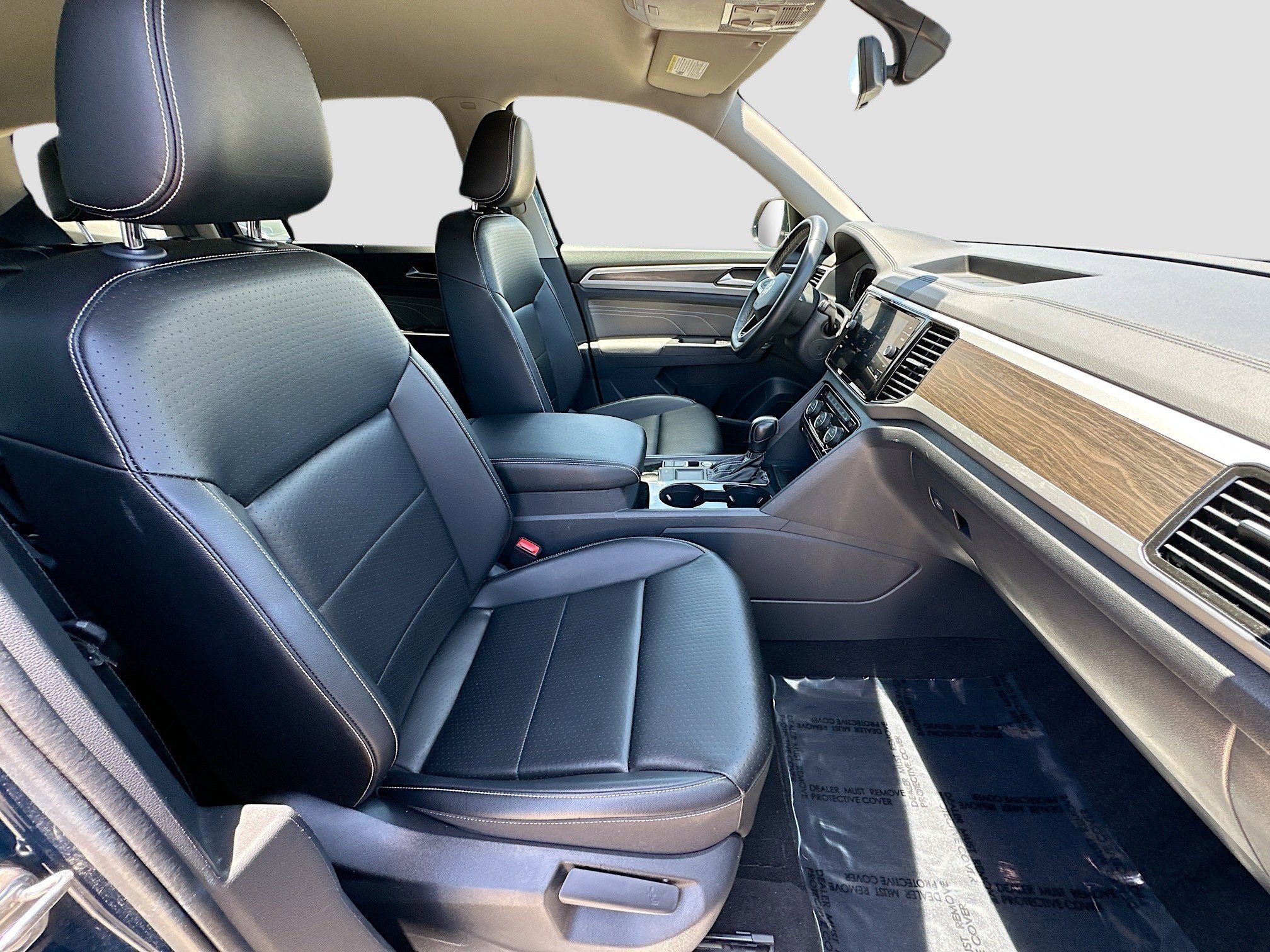 Used 2022 Volkswagen Atlas SE image 32