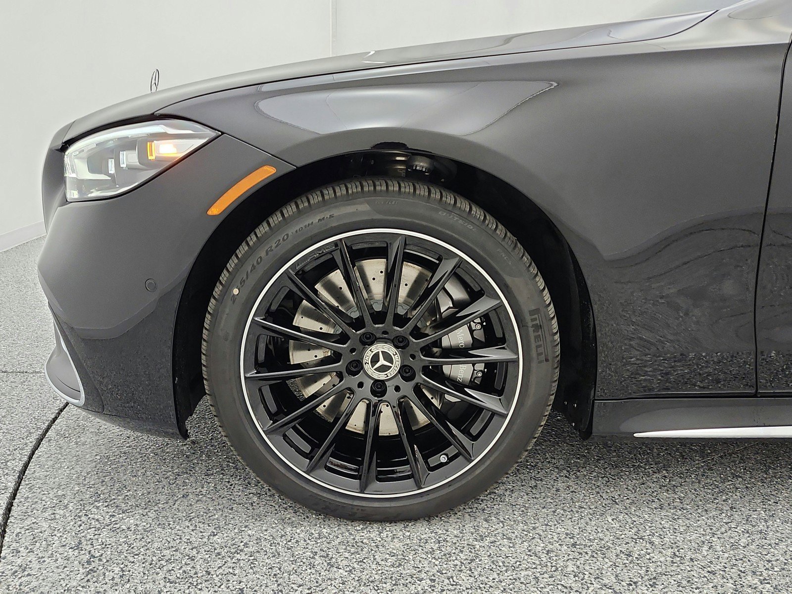 New 2026 Mercedes-Benz S 580e 4MATIC Sedan image 21