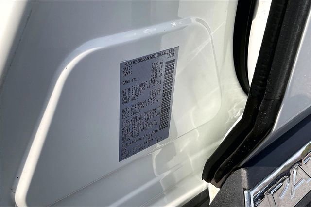 Used 2024 Nissan Pathfinder Platinum w/ Cargo Package image 14