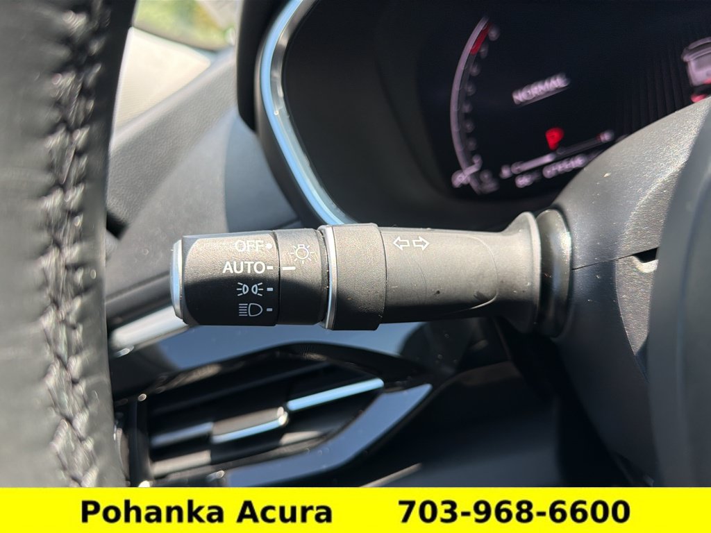 Used 2024 Acura MDX w/ Technology Package AWD/4WD image 10