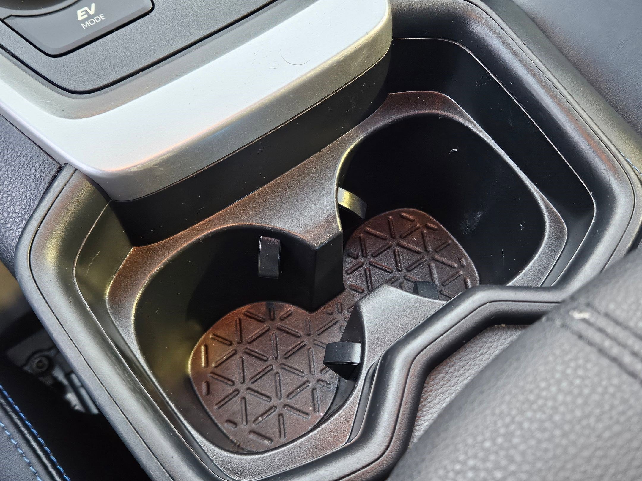 Used 2021 Toyota RAV4 XSE w/ XSE Grade Weather Package image 30