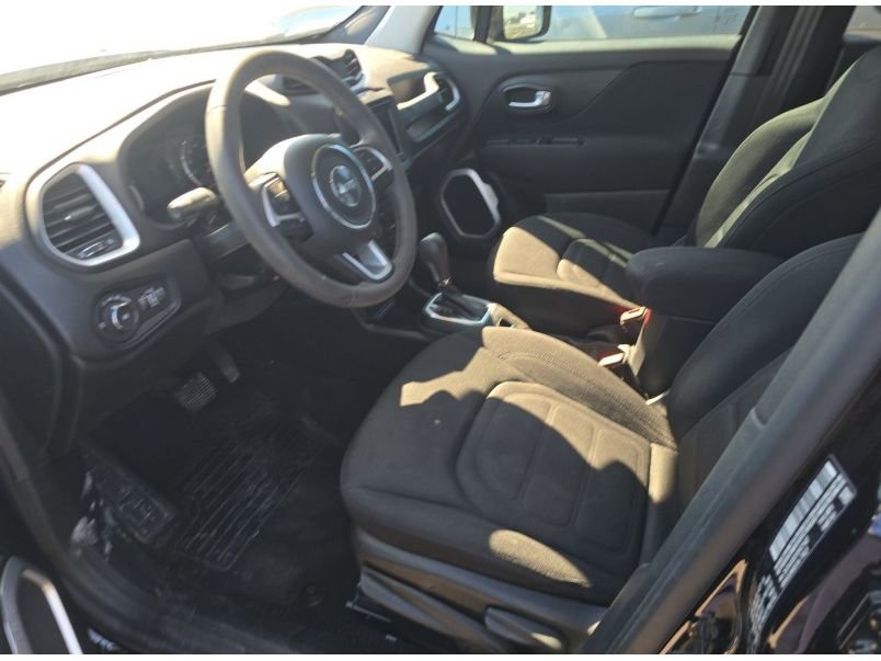 Used 2019 Jeep Renegade Latitude image 23