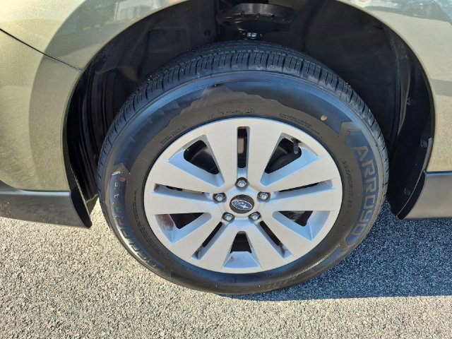 Used 2019 Subaru Outback 2.5i Premium AWD/4WD image 10