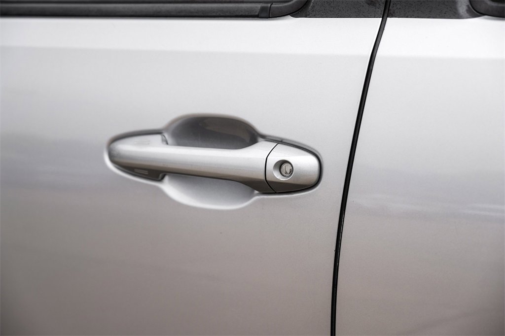 Used 2019 Toyota Tacoma TRD Off-Road image 37