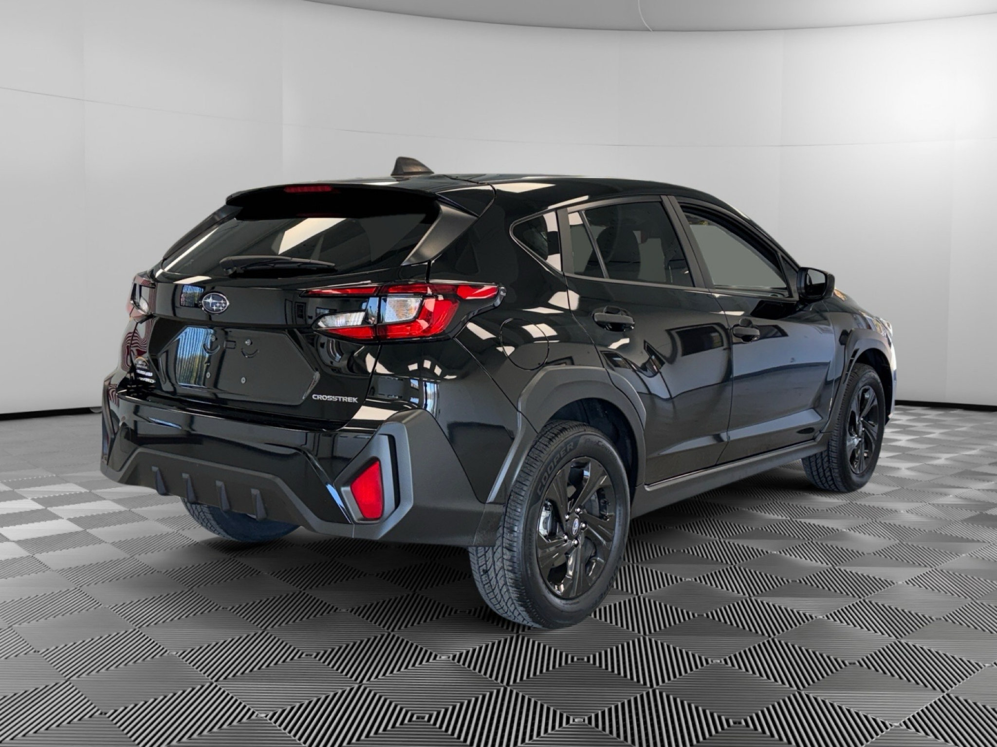 Used 2025 Subaru Crosstrek 2.0i AWD/4WD image 8