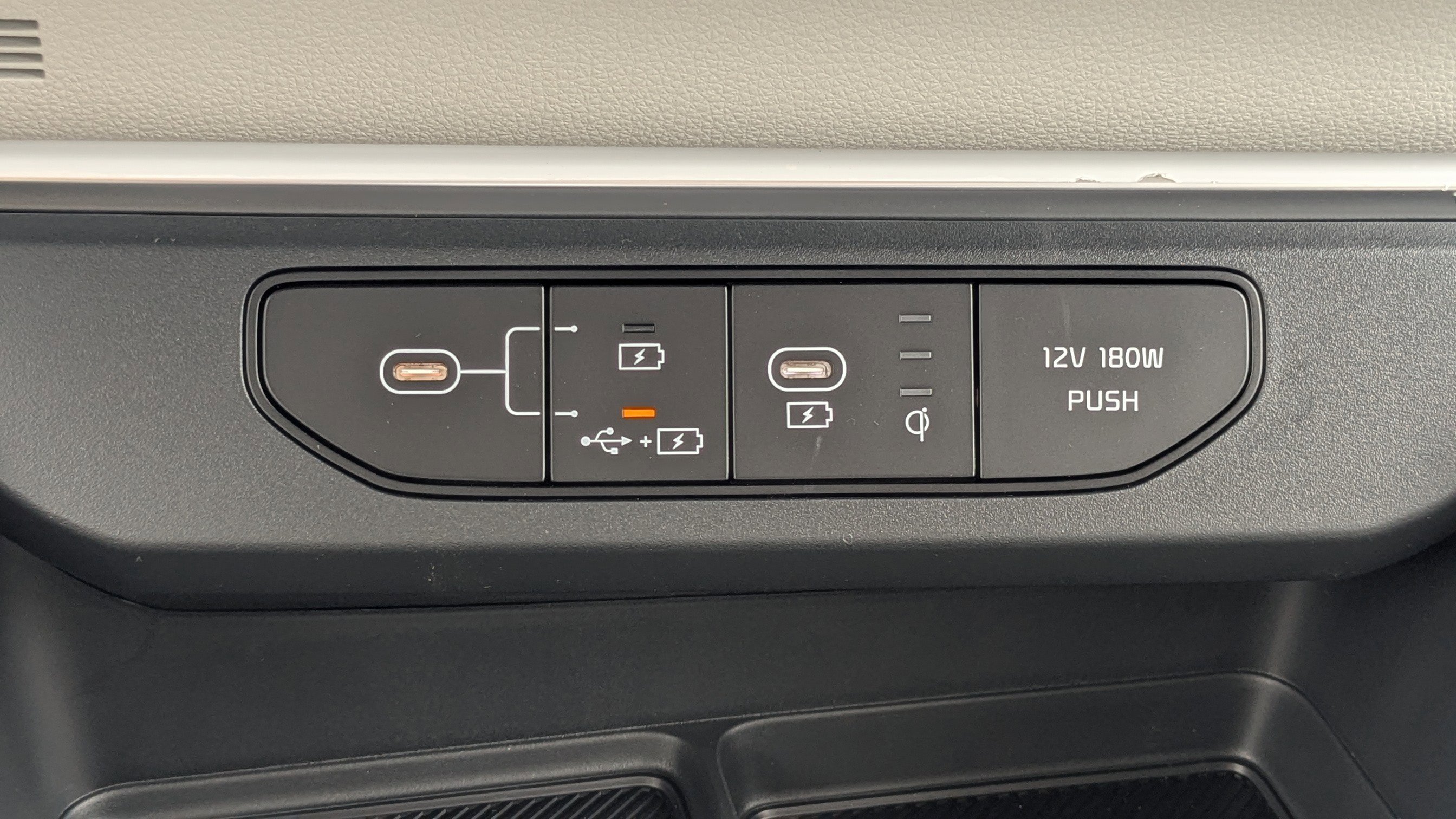 New 2026 Kia Carnival SX Prestige image 28