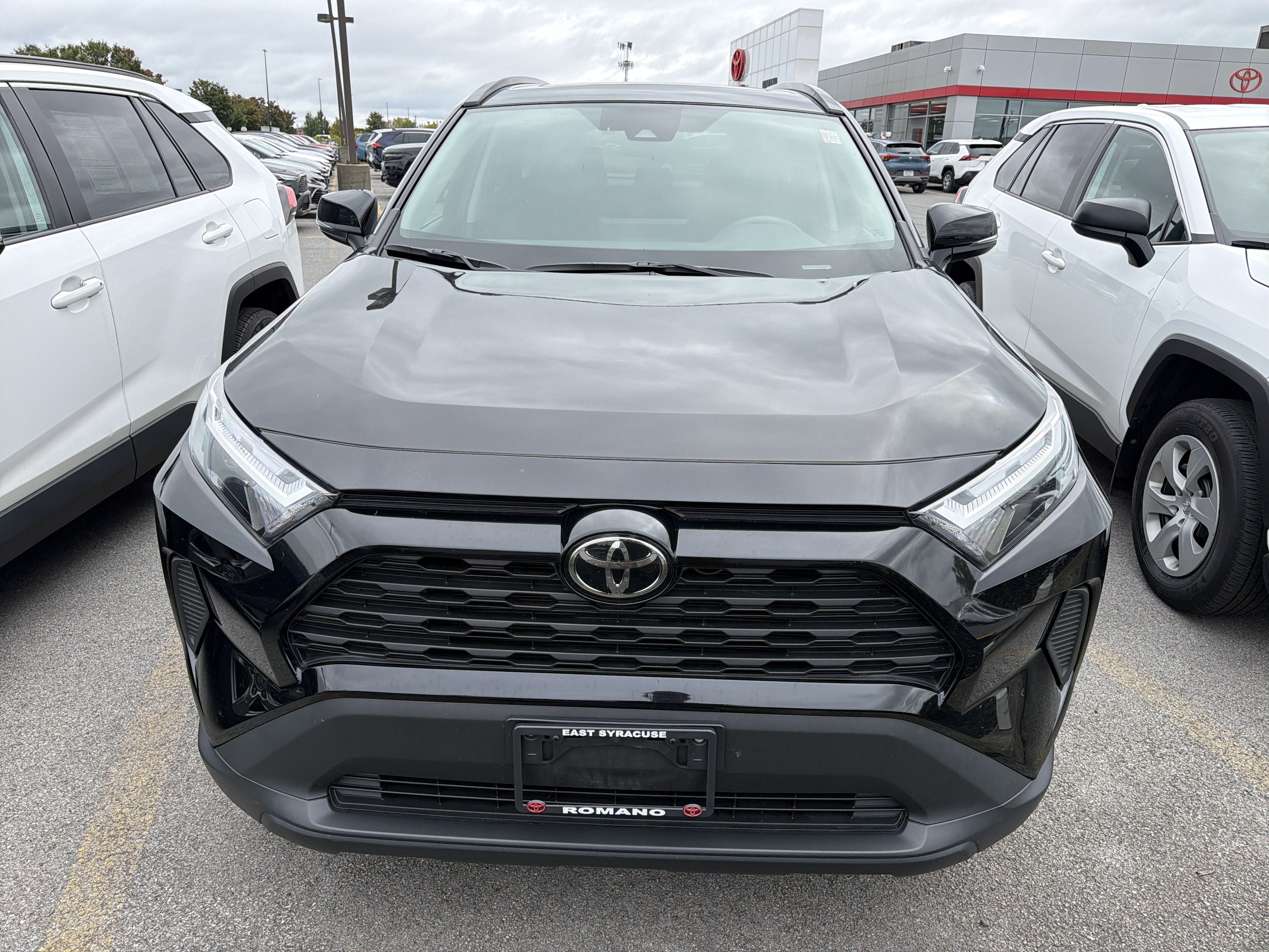 Used 2023 Toyota RAV4 XLE w/ Convenience Package AWD/4WD image 3