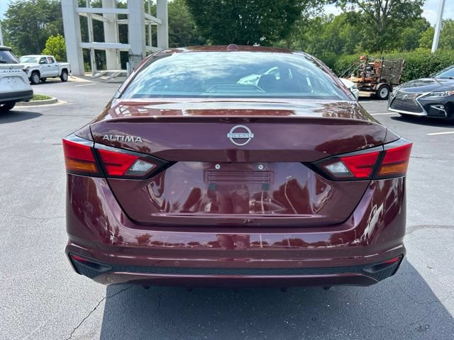 Used 2025 Nissan Altima 2.5 SV FWD image 8