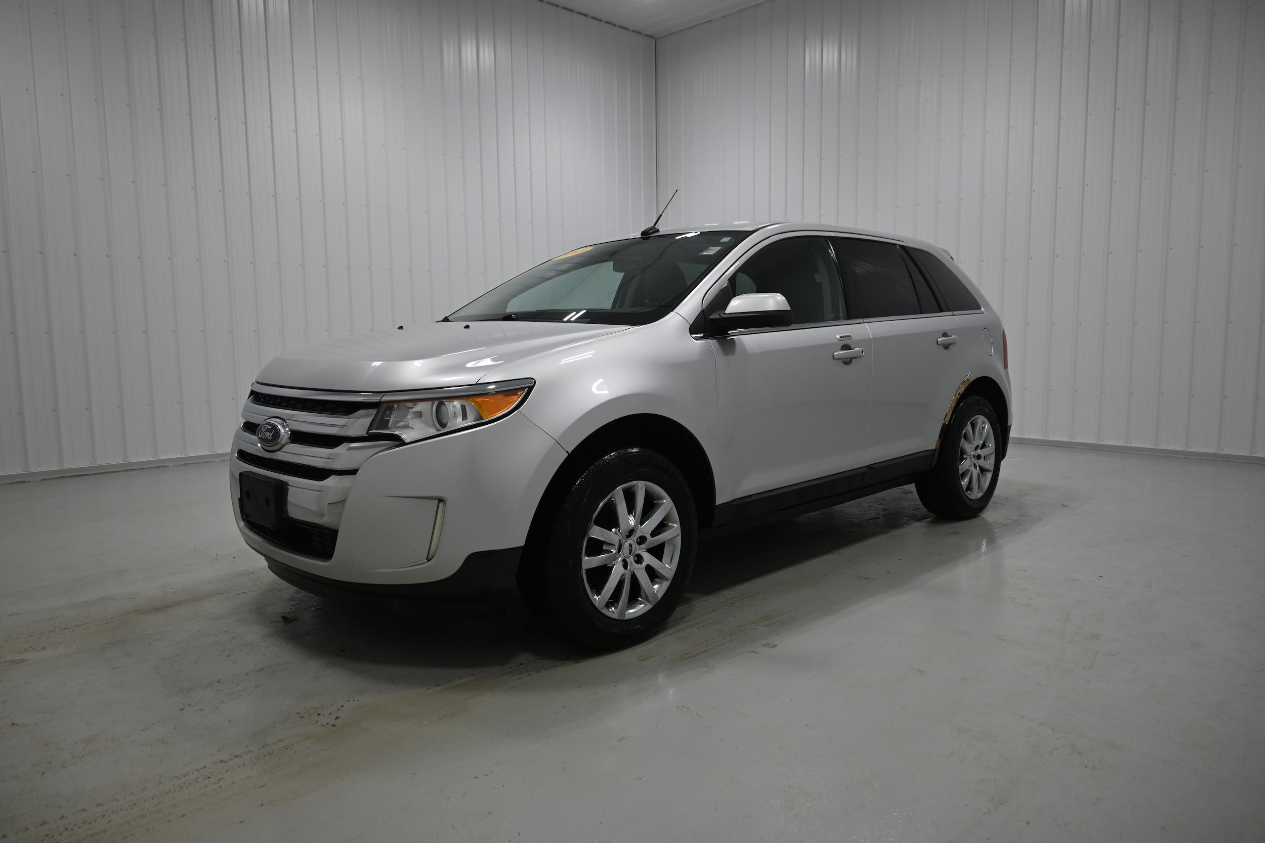 Used 2013 Ford Edge Limited FWD image 19
