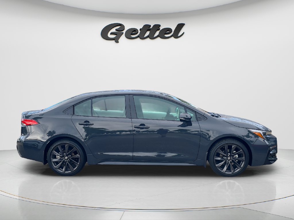 New 2027 Toyota Corolla SE w/ SE Package FWD image 4