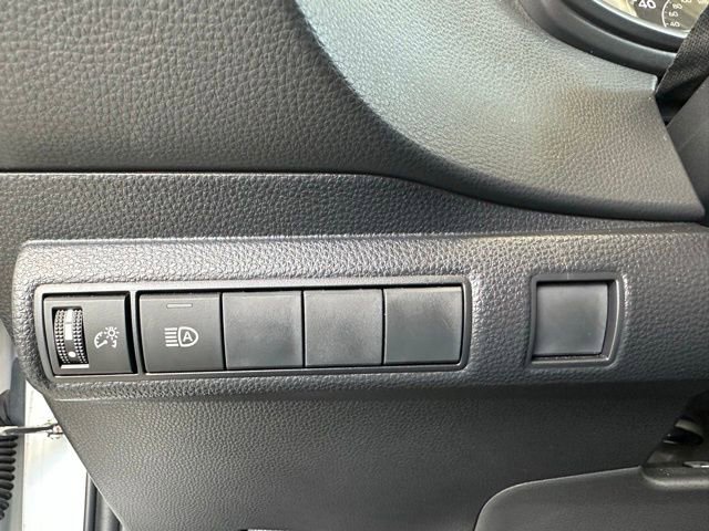 Used 2022 Toyota Corolla LE image 21