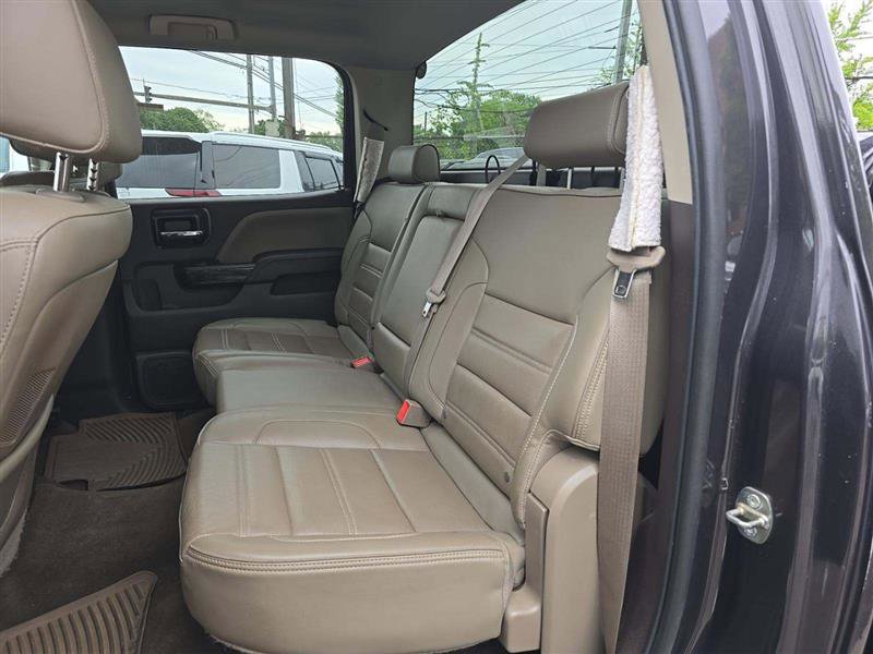 Used 2015 GMC Sierra 2500 Denali w/ Duramax Plus Package AWD/4WD image 11