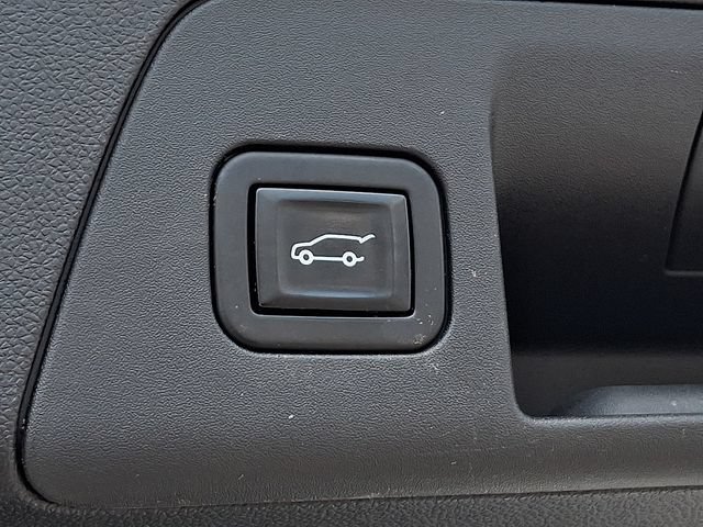 Used 2021 Buick Envision Avenir w/ Technology Package II AWD/4WD image 29