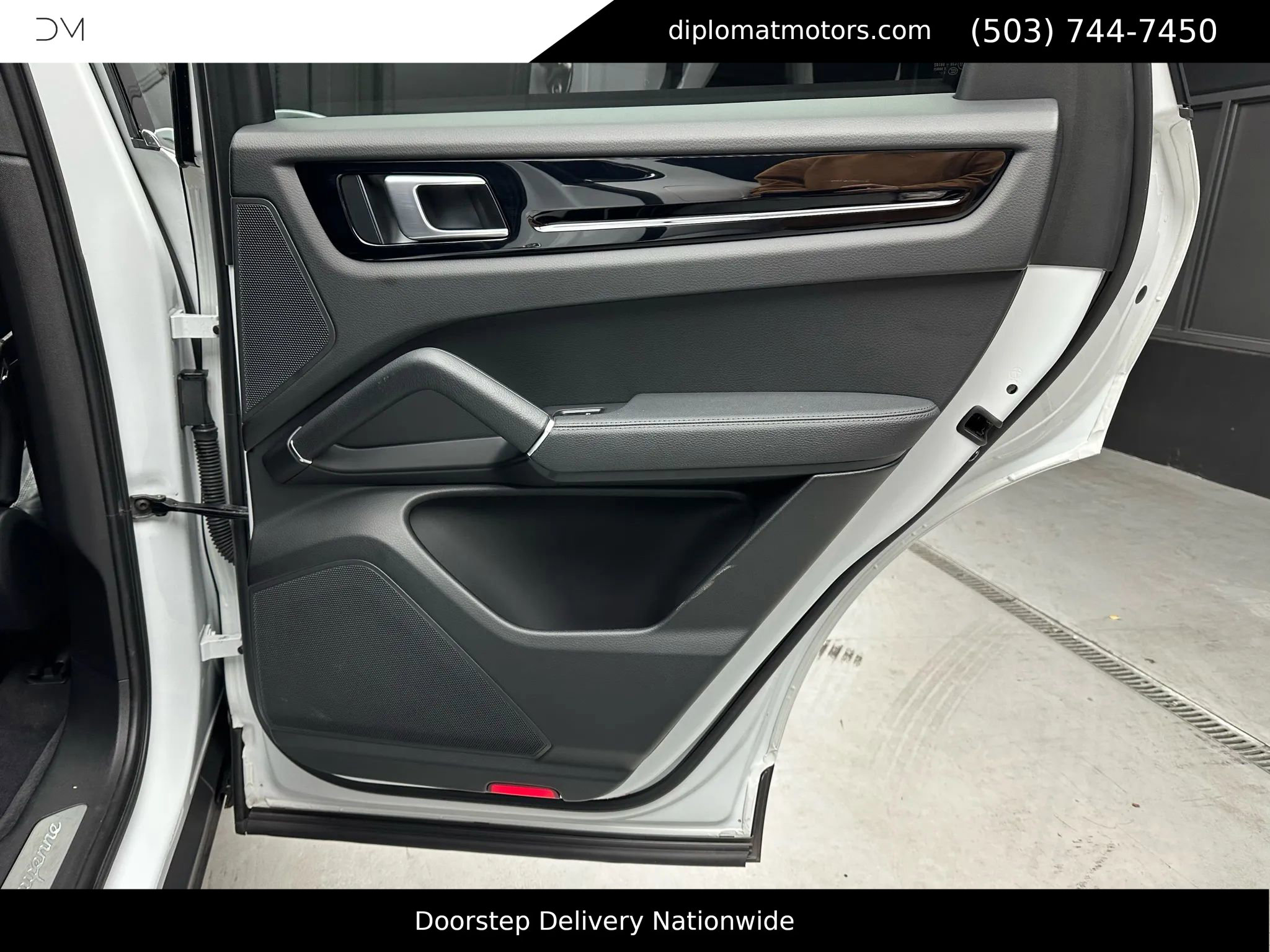 Used 2023 Porsche Cayenne image 40