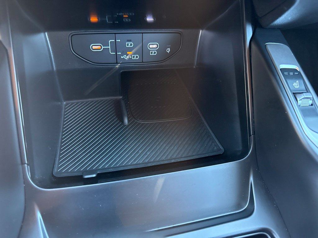 Certified 2026 Kia Sorento S AWD/4WD image 35
