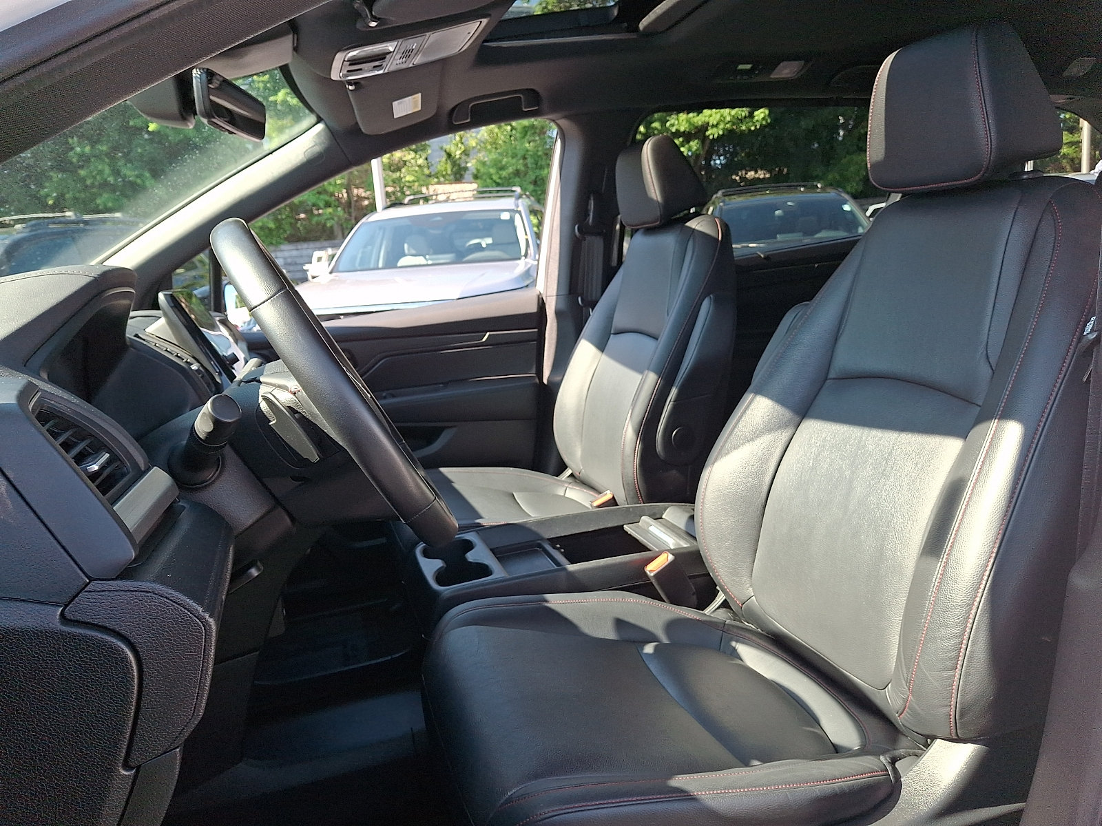 Certified 2024 Honda Odyssey Sport image 12