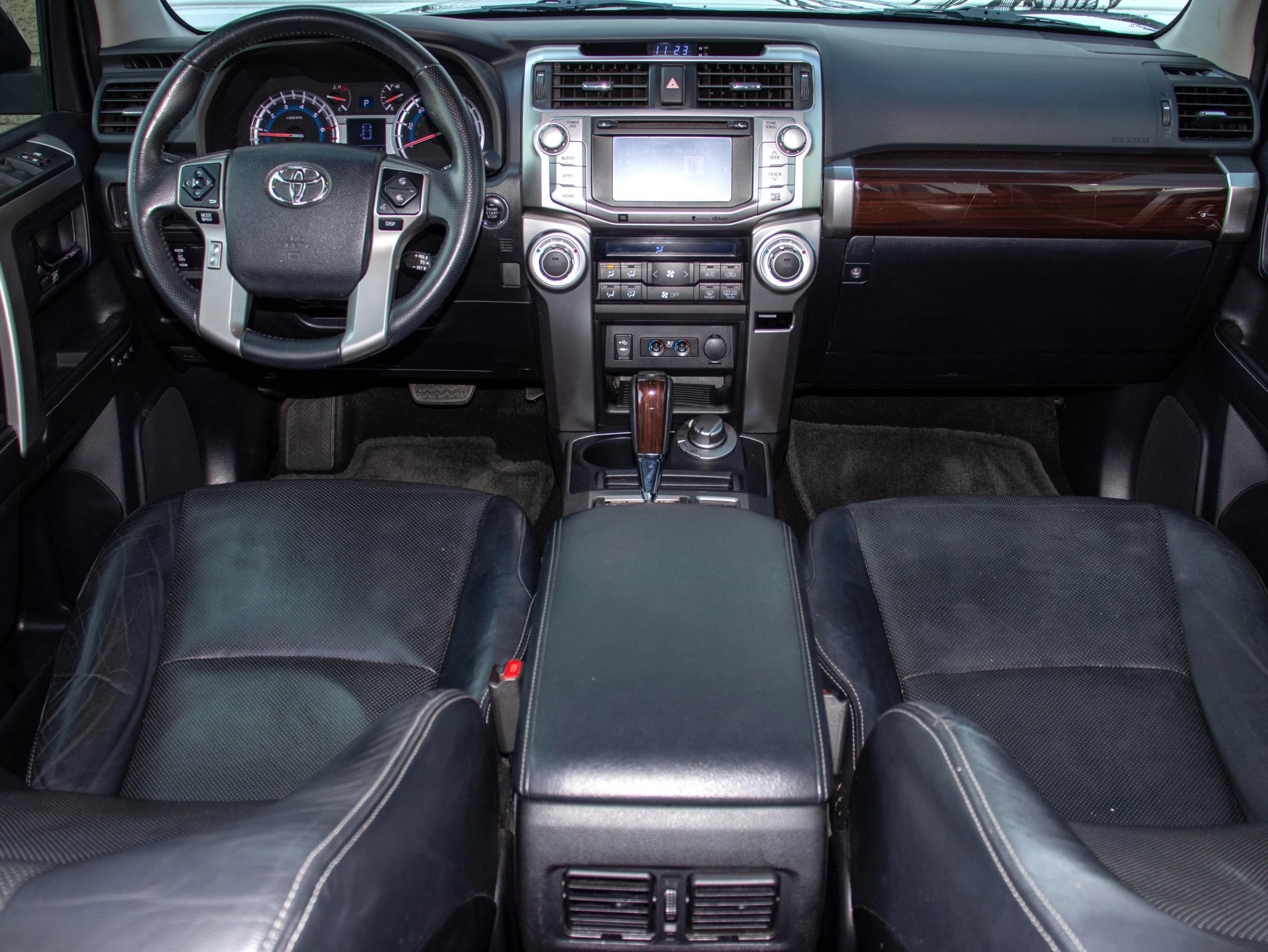 Used 2014 Toyota 4Runner Limited AWD/4WD image 17