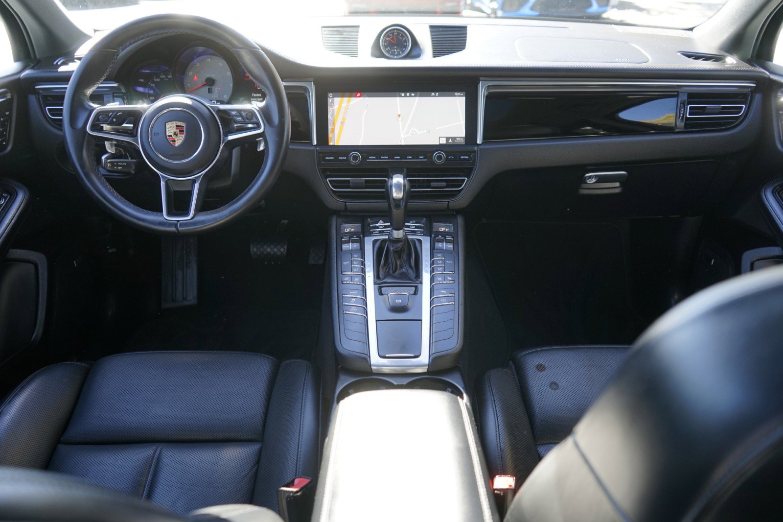 Used 2020 Porsche Macan S image 17
