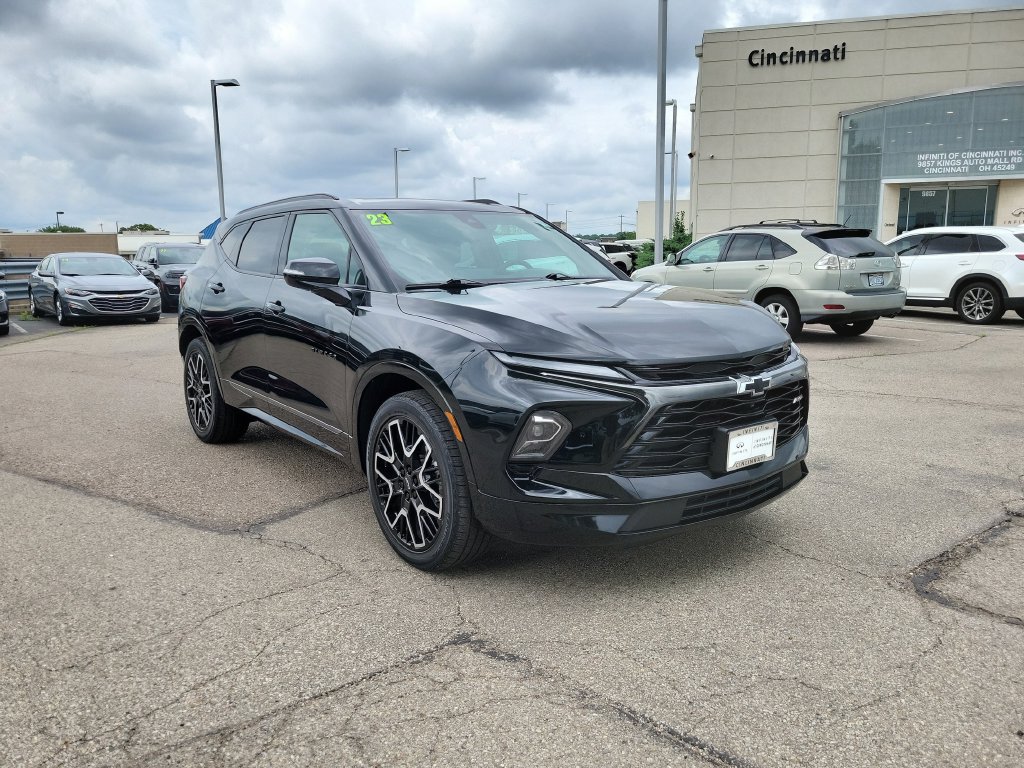 Used 2023 Chevrolet Blazer RS w/ Driver Confidence II Package FWD image 7