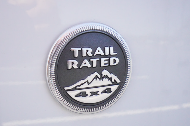 Used 2015 Jeep Wrangler Sport AWD/4WD image 36