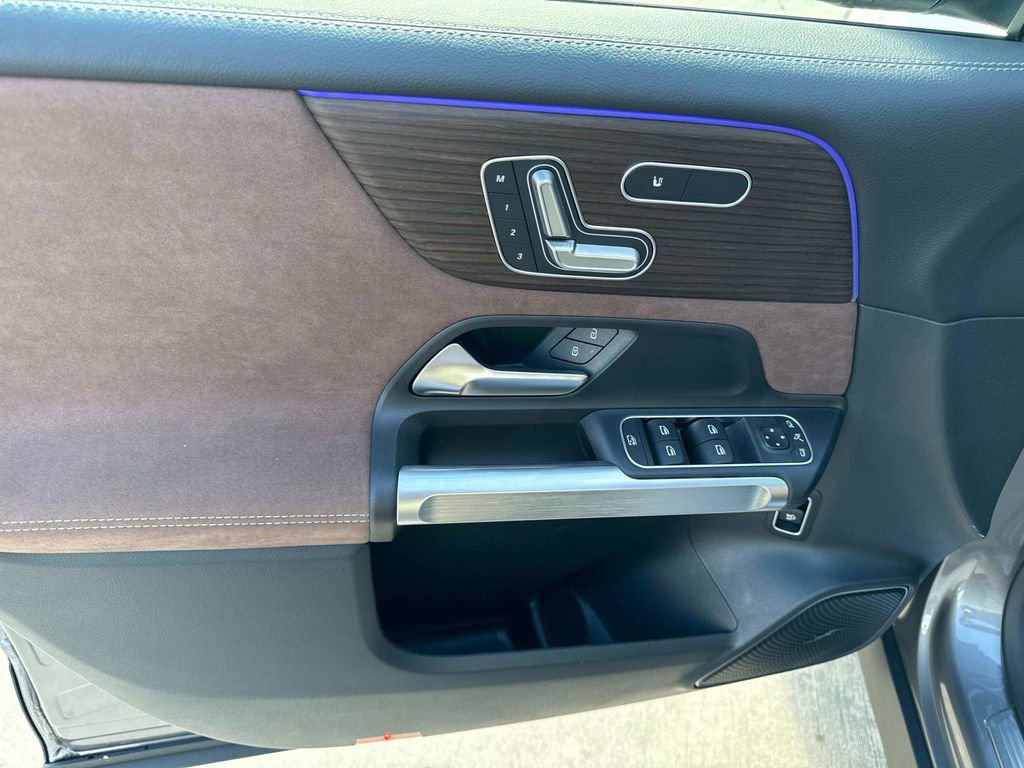 New 2025 Mercedes-Benz GLB 35 AMG GLB 35 AMGﾮ image 19