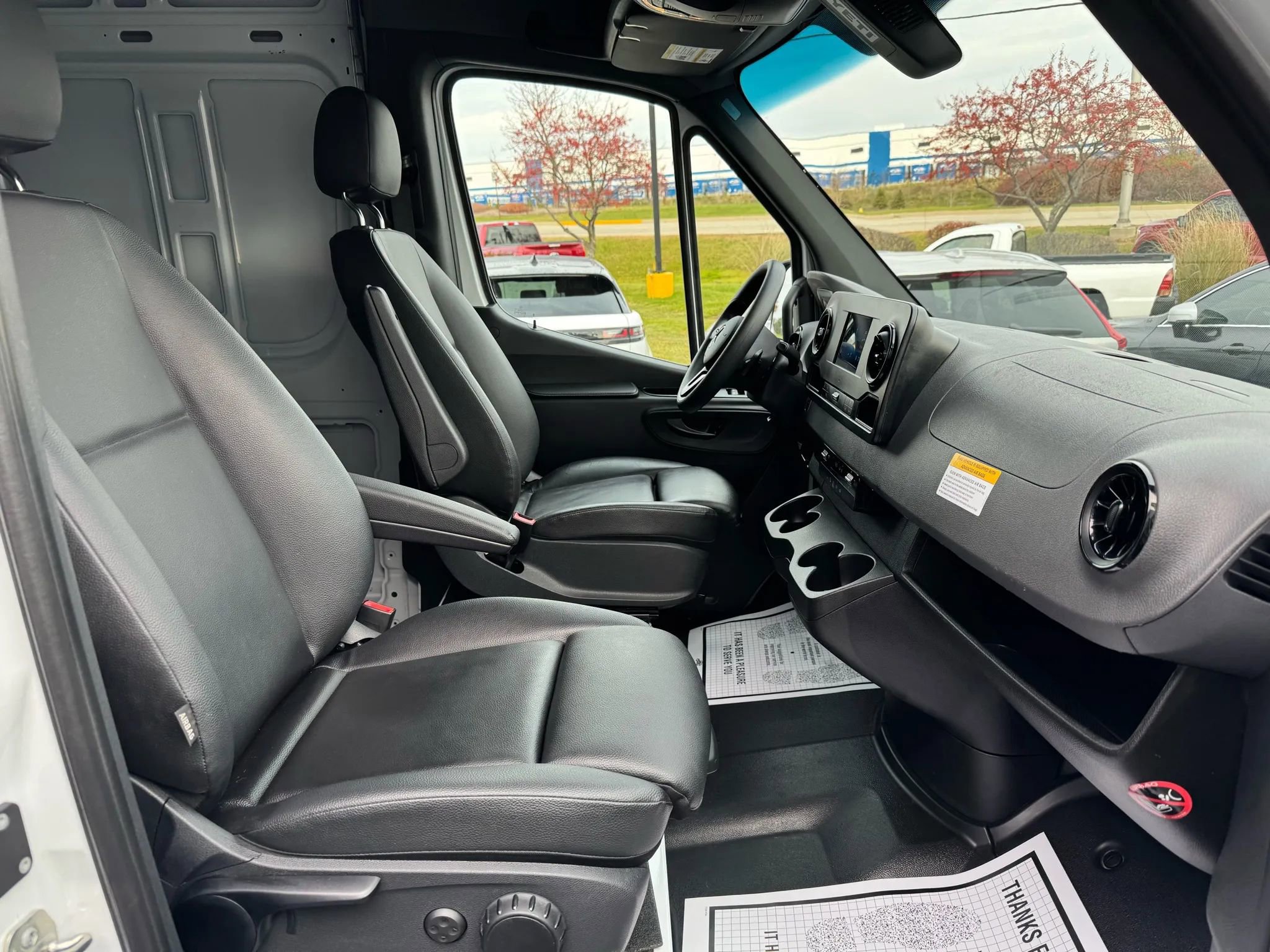 Used 2023 Mercedes-Benz Sprinter 2500 image 24